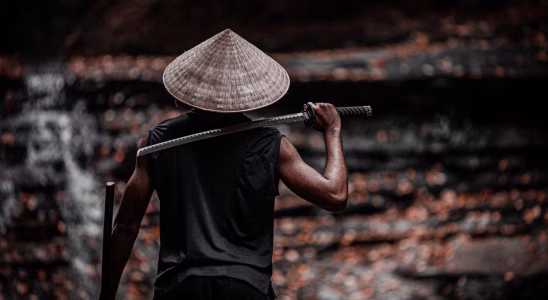 Katanas mythiques de One Piece : influence dans les mangas